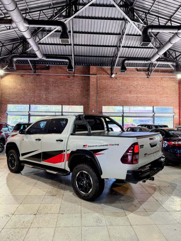 Toyota Hilux Pick-up 2.8 Gr-s 4x4 At 2019 - Imagen 20