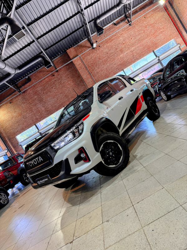 Toyota Hilux Pick-up 2.8 Gr-s 4x4 At 2019 - Imagen 9