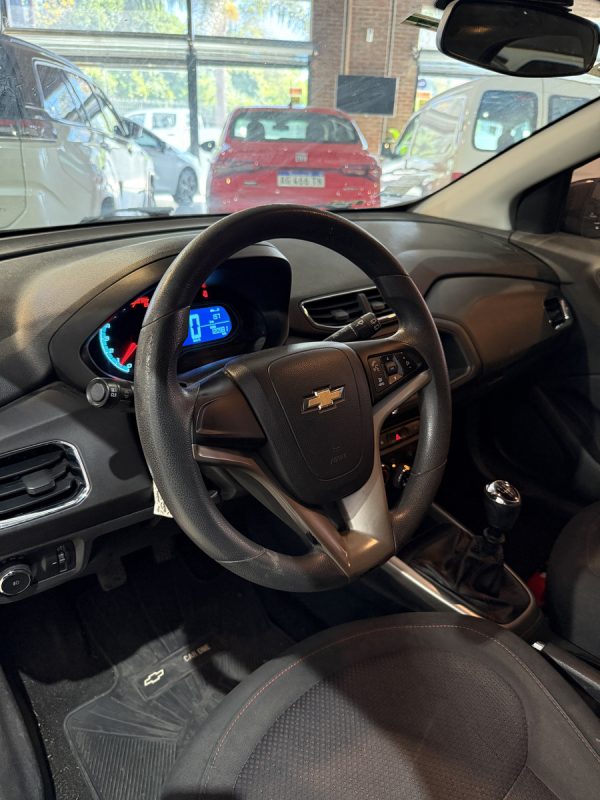 Chevrolet Onix 1.4 Ltz Mt 98cv - Imagen 10