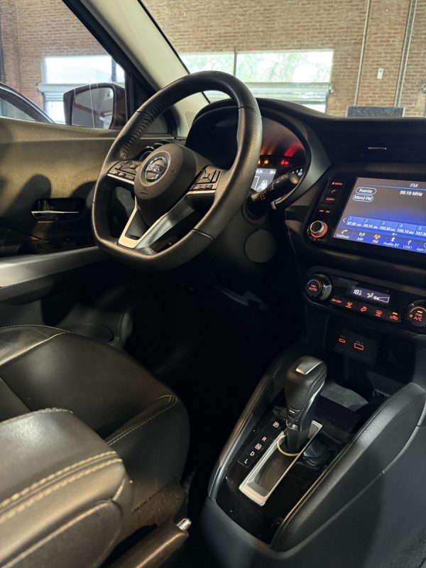 Nissan Kicks 1.6 Exclusive Bitono Cvt - Imagen 11