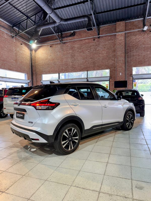 Nissan Kicks 1.6 Exclusive Bitono Cvt - Imagen 8