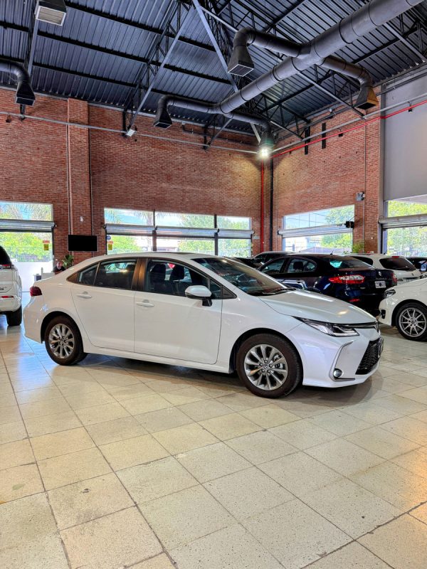 Toyota Corolla 2.0 Xei Cvt 170cv - Imagen 4