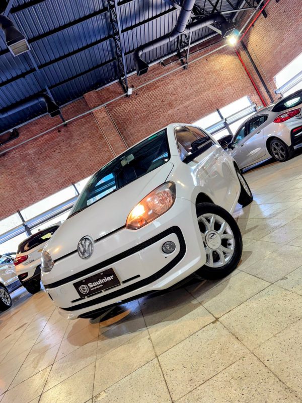 Volkswagen Up! 1.0 High Up! 75cv 3 P - Imagen 2