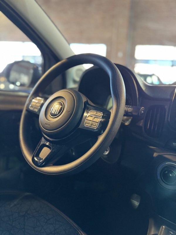 Fiat Mobi 1.0 Trekking - Imagen 11