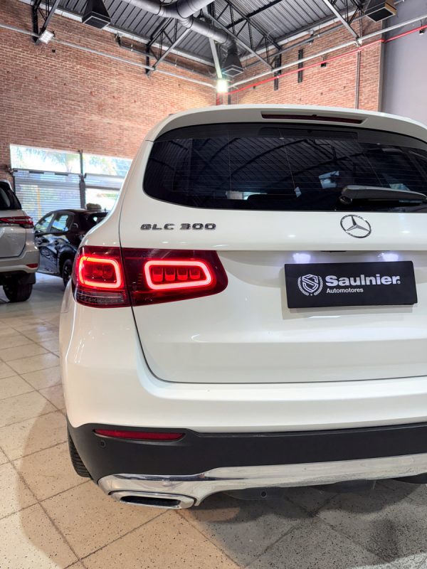 Mercedes-benz Clase Glc 2.0 Glc300 4matic Offroad At - Imagen 8