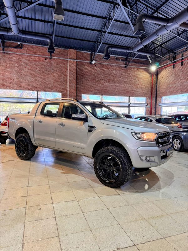 Ford Ranger 3.2 Cd 4x4 Limited Tdci 200cv - Imagen 6