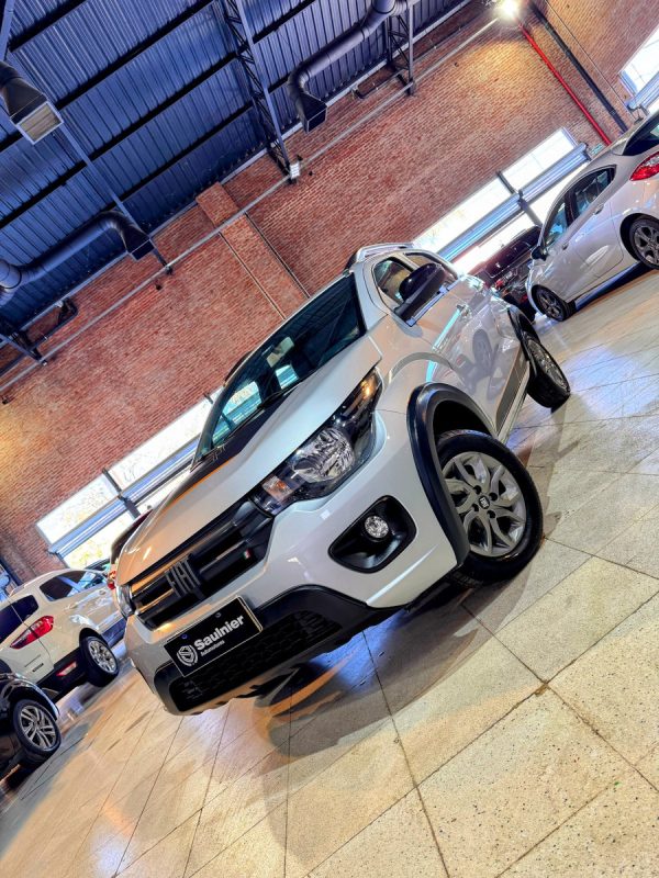 Fiat Mobi 1.0 Trekking - Imagen 6