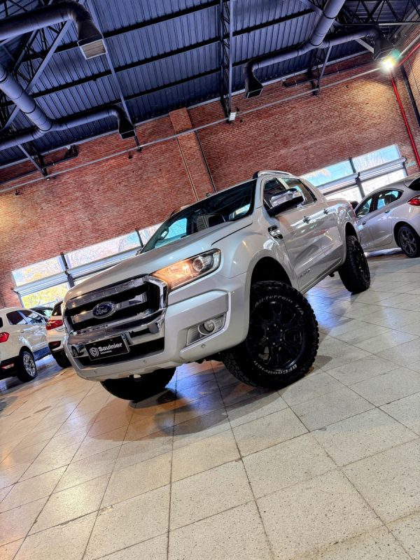 Ford Ranger 3.2 Cd 4x4 Limited Tdci 200cv - Imagen 2