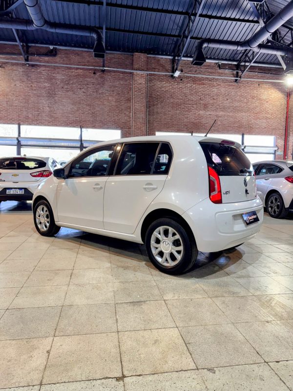 Volkswagen Up! 1.0 High Up! 75cv 3 P - Imagen 5