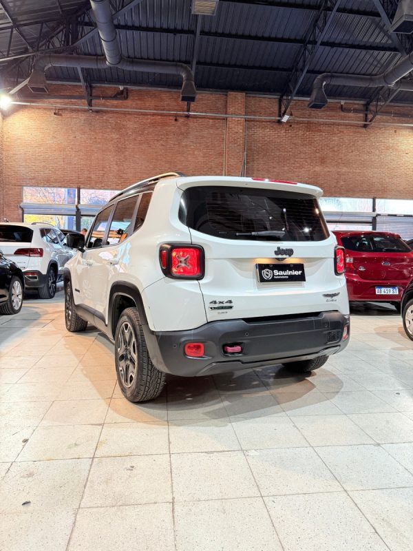 Jeep Renegade 2.0 Trailhawk At9 4x4 - Imagen 8