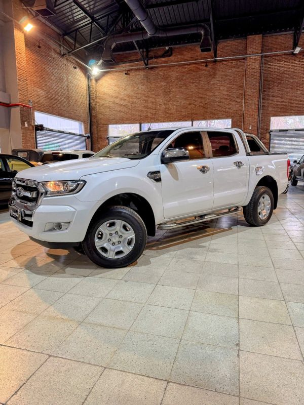Ford Ranger 3.2 Cd 4x2 Xlt At Tdci 200cv - Imagen 2