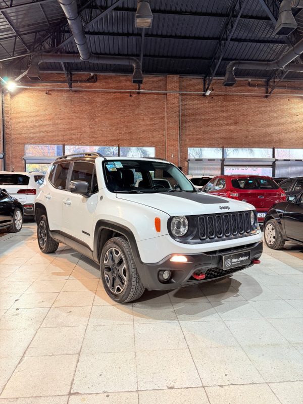 Jeep Renegade 2.0 Trailhawk At9 4x4 - Imagen 12