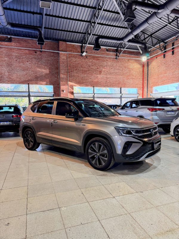 Volkswagen Taos 1.4 250 Tsi Hero - Imagen 11