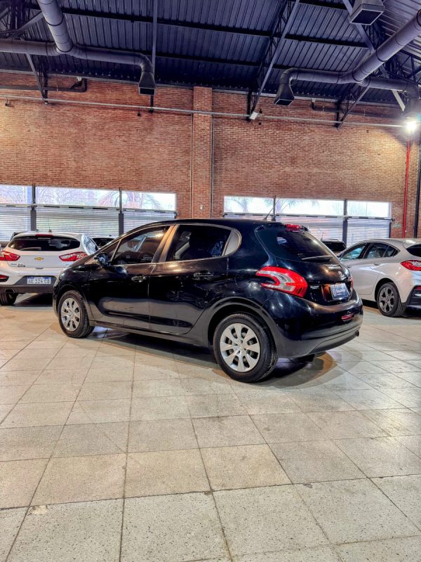 Peugeot 208 1.5 Active - Imagen 8