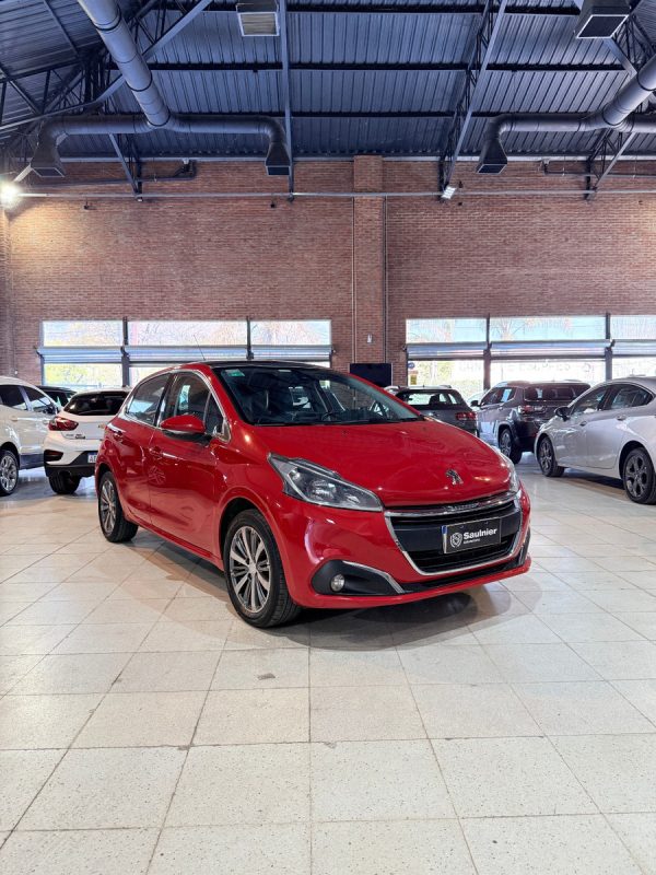 Peugeot 208 1.6 Feline - Imagen 10