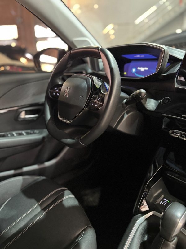 Peugeot 208 1.6 Feline Tiptronic - Imagen 14