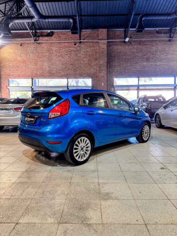 Ford Fiesta Kinetic 1.6 Se Plus 120cv - Imagen 10