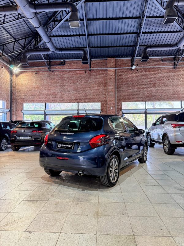 Peugeot 208 1.6 Allure - Imagen 2
