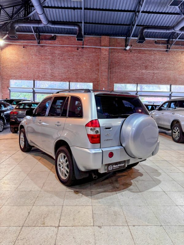 Chery Tiggo 2.0 Confort 4x2 127cv - Imagen 5