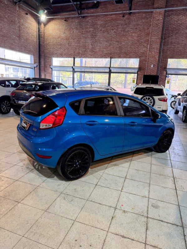 Ford Fiesta Kinetic 1.6 Se - Imagen 3