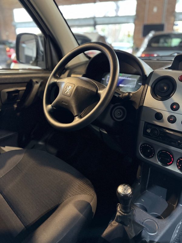 Peugeot Partner 1.6 Furgon Confort - Imagen 12