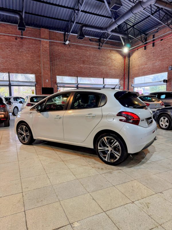 Peugeot 208 1.6 Gt Thp - Imagen 8
