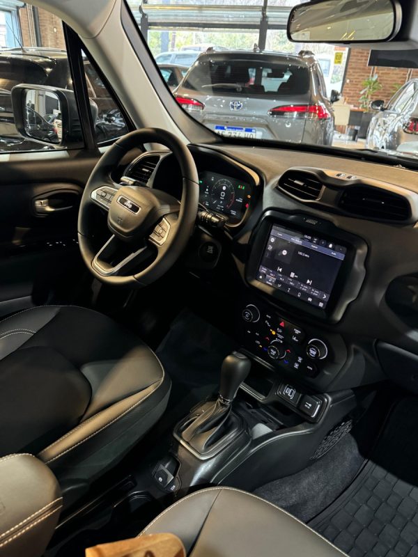 Jeep Renegade 1.3t Longitude At6 Fwd - Imagen 8