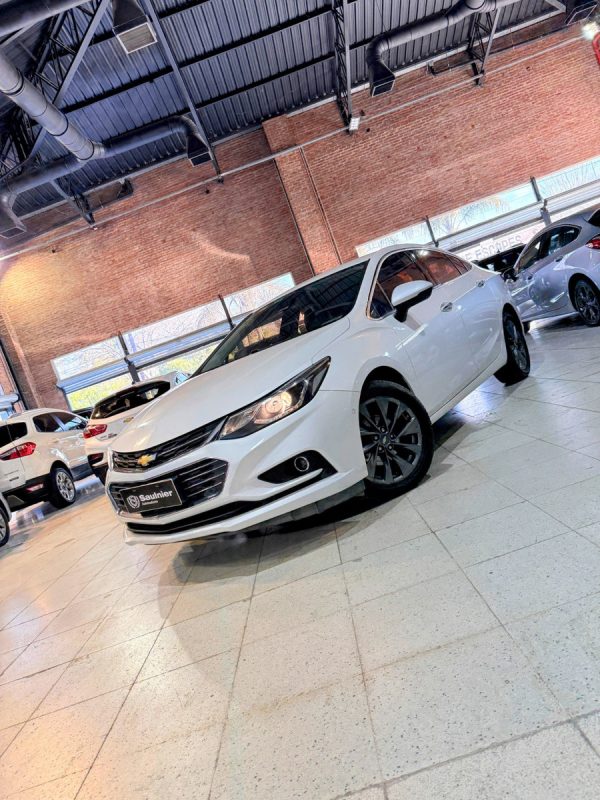 Chevrolet Cruze Ii 1.4 Sedan Ltz - Imagen 11