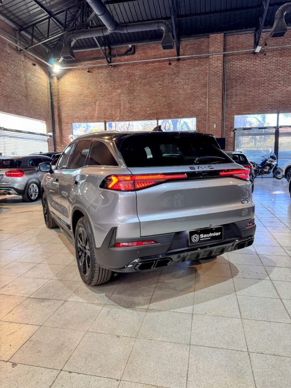Baic X55 Plus 1.5t 7dct - Imagen 8