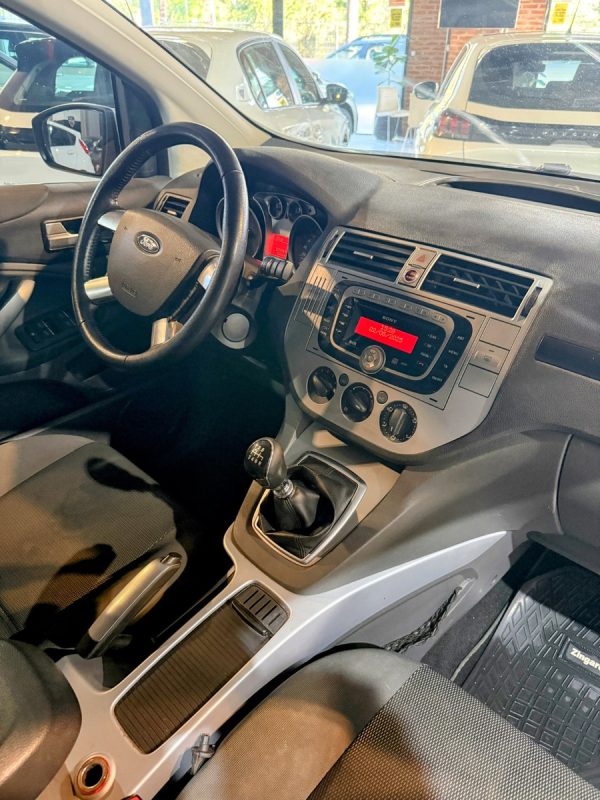 Ford Kuga 2.5 Trend Mt 4x4 (ku01/ku04) - Imagen 4