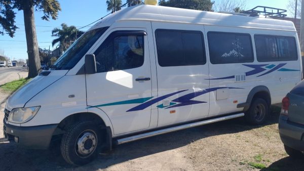 Mercedes-benz Sprinter 2.5 413 Chasis 4025 - Imagen 4