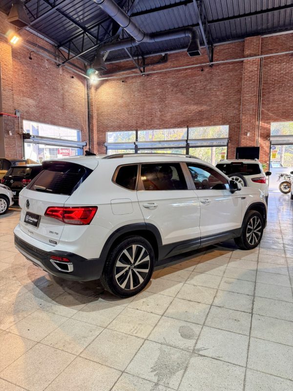 Volkswagen Taos 1.4 250 Tsi Highline - Imagen 3