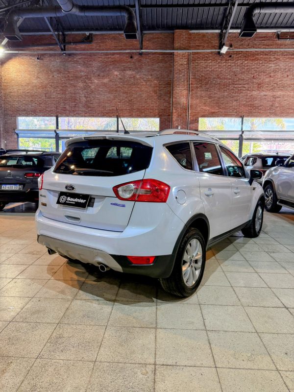Ford Kuga 2.5 Trend Mt 4x4 (ku01/ku04) - Imagen 2