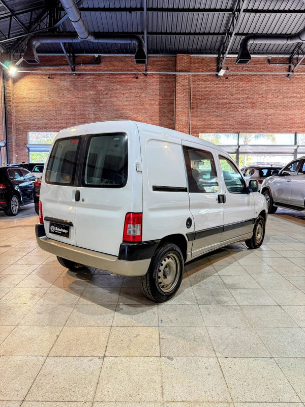 Peugeot Partner 1.6 Hdi Furgon Confort - Imagen 2