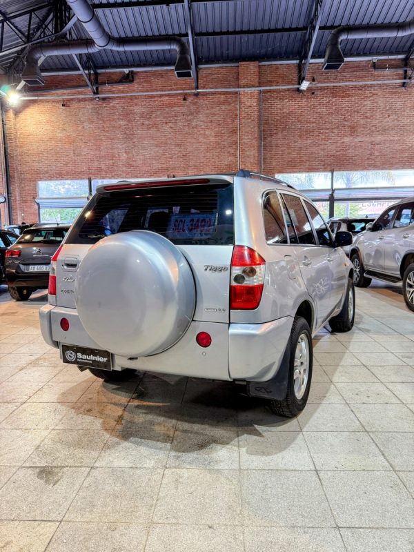 Chery Tiggo 2.0 Confort 4x2 127cv - Imagen 2