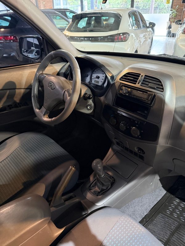 Chery Tiggo 2.0 Confort 4x2 127cv - Imagen 4