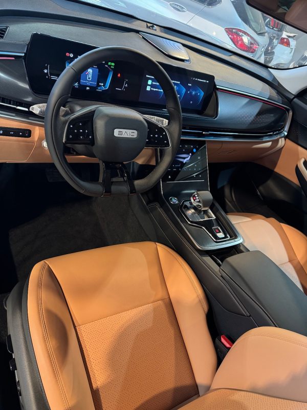 Baic X55 Plus 1.5t 7dct - Imagen 17