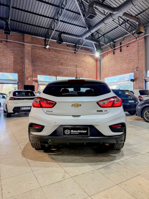 Chevrolet Cruze 1.4 Ltz At Sedan - Imagen 8