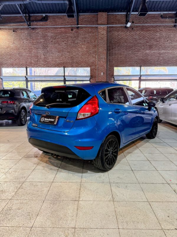 Ford Fiesta Kinetic 1.6 Se - Imagen 2